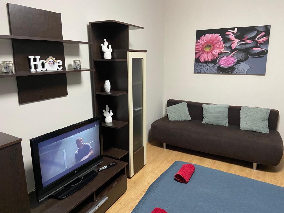 Melinda Apartman Kisvárda Buitenkant foto