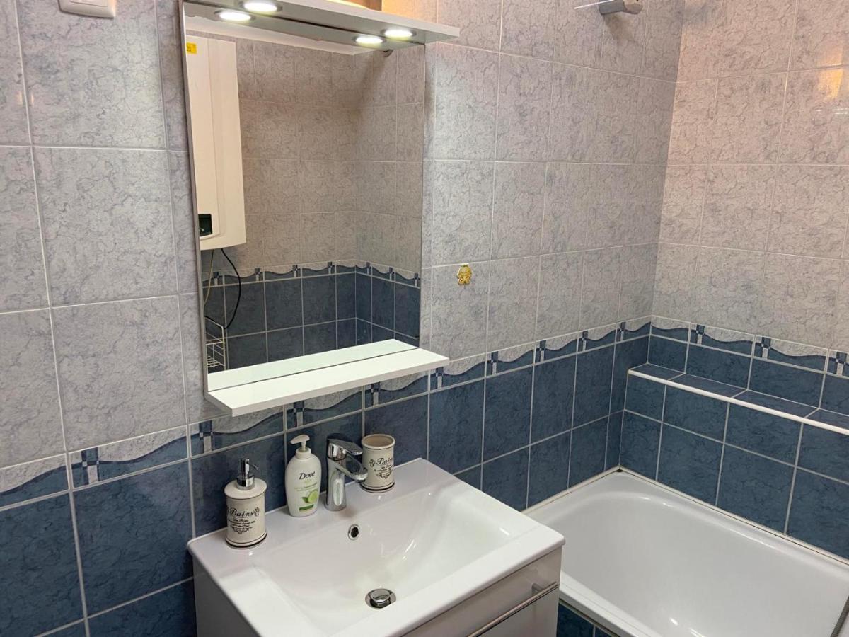 Melinda Apartman Kisvárda Buitenkant foto