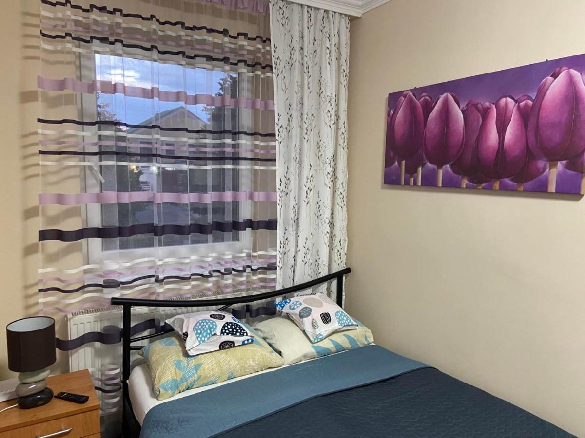 Melinda Apartman Kisvárda Buitenkant foto